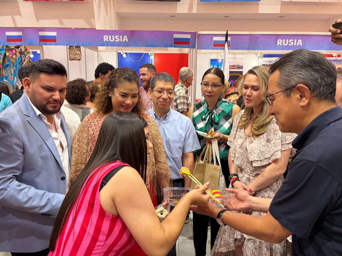 EmbJapoNica's tweet photo. ¿Algunos de ustedes ya han tenido la oportunidad de visitar estos restaurantes? 😁
📅El festival estará abierto hoy y mañana
📣 ¡No se pierdan la oportunidad de disfrutar y experimentar la gastronomía japonesa, reconocida y apreciada en todo el mundo! 😎👏
¡Los esperamos!💞 https://t.co/1VHHx9KLl7