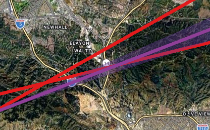 engineco16's tweet photo. #TashaFire - Hwy. 14 n/o I-5, Newhall. @LACOFD @Angeles_NF https://t.co/A6UFcNVYvG