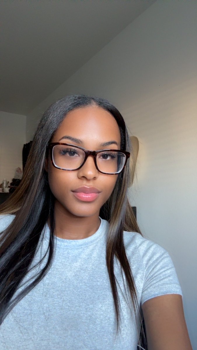 lilmrsspiffy's tweet photo. 🤓🤓 https://t.co/Z2RpFf7dDx
