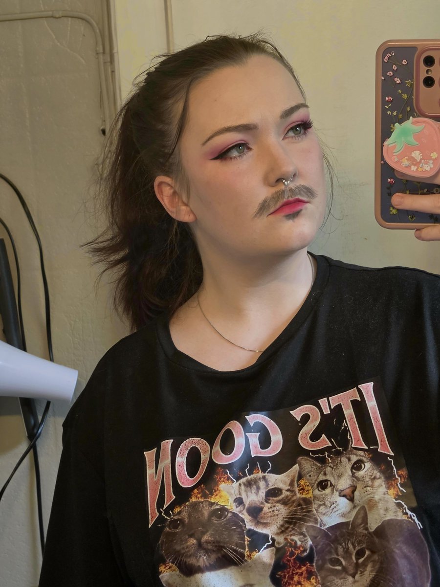 ronjaywrongjay's tweet photo. sometimes u just gotta draw a mustache and vibe https://t.co/UczG2L7czj