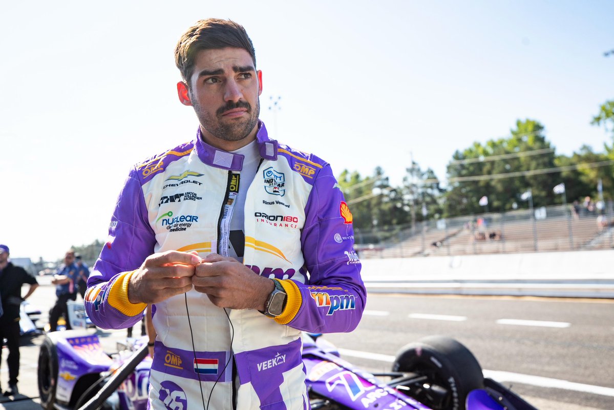 juncoshollinger's tweet photo. Rinus is through to the Fast 6! 🔥

#GoJHR #IndyCar https://t.co/OfhWcWZHCs
