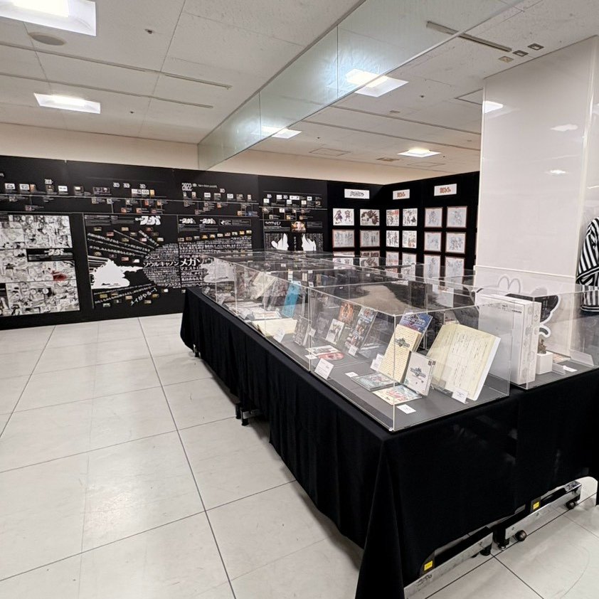 PR_CC2's tweet photo. 【 #サイバーコネクトツー展 in 岩手】

本日最終日！⏰
入場無料！さらに松山洋のサイン会も実施！

📅 本日 8/9(日) 10:00〜16:00
🏛️ パルクアベニュー・カワトク 7F 催事場

━━━━━━━━━━
✨ 見どころ
━━━━━━━━━━
🖊️ 松山洋 サイン会
　 8/9(日)15:00〜16:00
　 ※物販商品、または既にお持ちの当社関連商品をご持参ください
🖼️ 30年の歴史と名セリフを振り返るパネル
📂 『.hack』シリーズなど開発資料の数々
📸 『テイルコンチェルト』などのフォトスポット
🎁 来場特典パッケージ風ステッカーがもらえる！

ぜひ会場へお越しください🙌
🔗https://t.co/2zr6rxHIqf
#CC2展 #CC2_30th