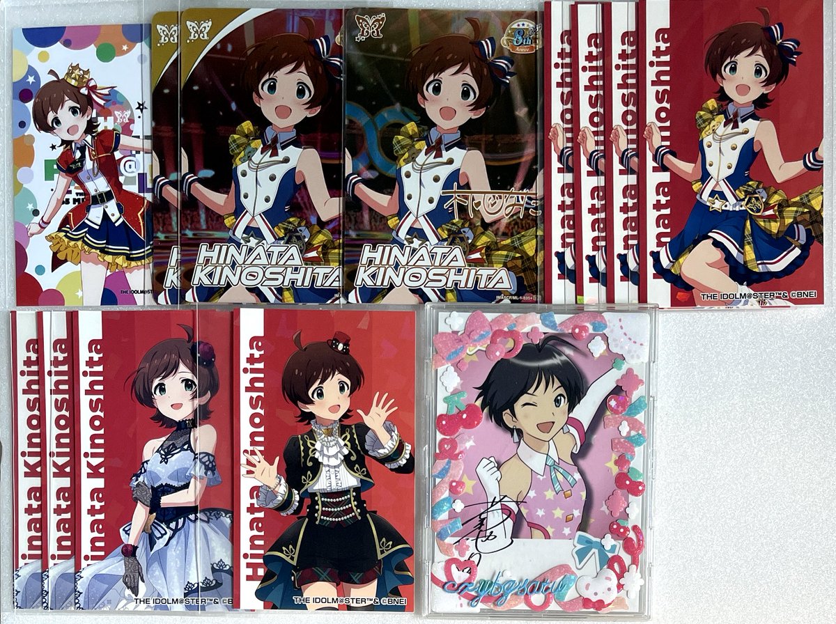 crybgsatu's tweet photo. アイドルマスター アイマス ミリオンライブ 交換

譲 画像1~3の箱崎星梨花さん、木下ひなたさん、双海亜美さん
求 画像4の代行(1セット希望)

アイドルごと全て纏めて↔画像4(1セット)交換希望。
こちらからの発送は海外(韓国)からの発送になります。
検索からでもお気軽にお声掛けお願い致します…！ https://t.co/szXmbhICZH