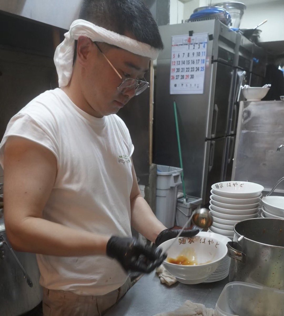 menyahayato1's tweet photo. おはようございます♪8月9日日曜日🍜本日も11時より営業致します🈺！夏の一杯に！今日の美味いい一杯に🍚が合う！！卓上の極にんにく、極ショウガも是非ご利用下さい♪本日も一日よろしくお願いします　#麺家はやと　#フォロワーサービスあります https://t.co/GZQdI708mQ