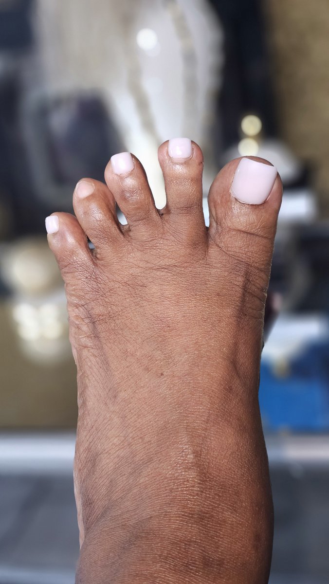 MadamMerrimam's tweet photo. Toe spread,now which one of you weak men gonna pay for my pedicure https://t.co/HhR47ARp9Z