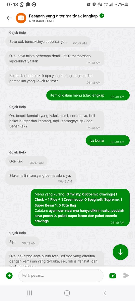 zzzmmbvc's tweet photo. Thankyou @gojekindonesia 
Komplain ke resto gk direspon, chat driver gk di respon akhrnya lgsg chat pngaduan d gojek &amp; respon admin sangat cepat trs makanan yg gk dtg diganti gopay. Memang gk sberapa tp kan kita udh bayar utk makanan yg kita harapkan dtg. So, sehat2 admin gojek❤️ https://t.co/UQGZRGh71c