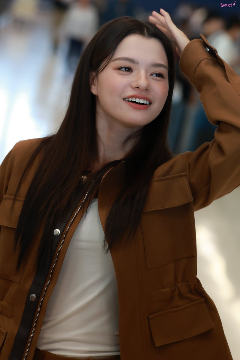 snsdyoona6789's tweet photo. ตื่นมาก็คิดถึง🤏🥰

#beckysangels‌ 
#BeckyArmstrong‌ https://t.co/dyuE8RrcZ7