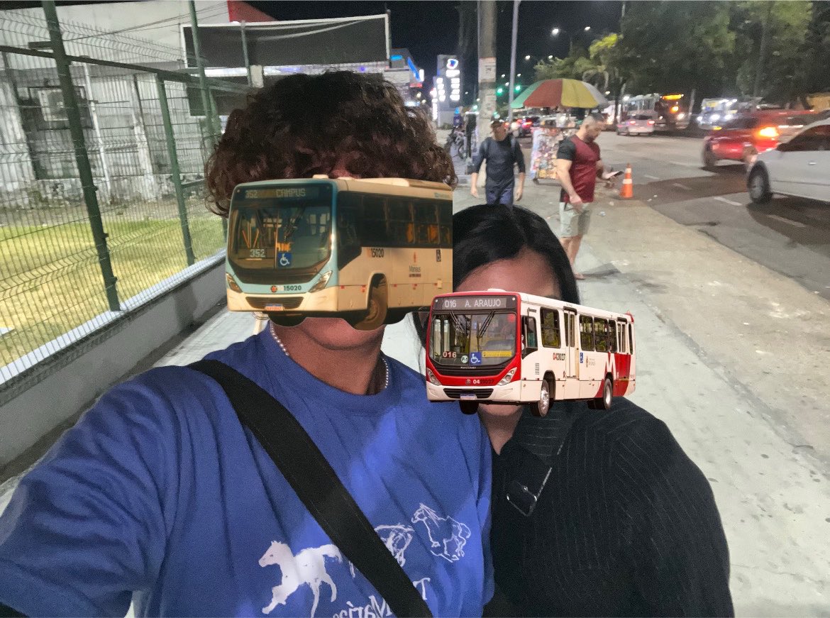 onibus016's tweet photo. um mini encontrinho ebaaa 💙❤️ https://t.co/2tahpRUFF1