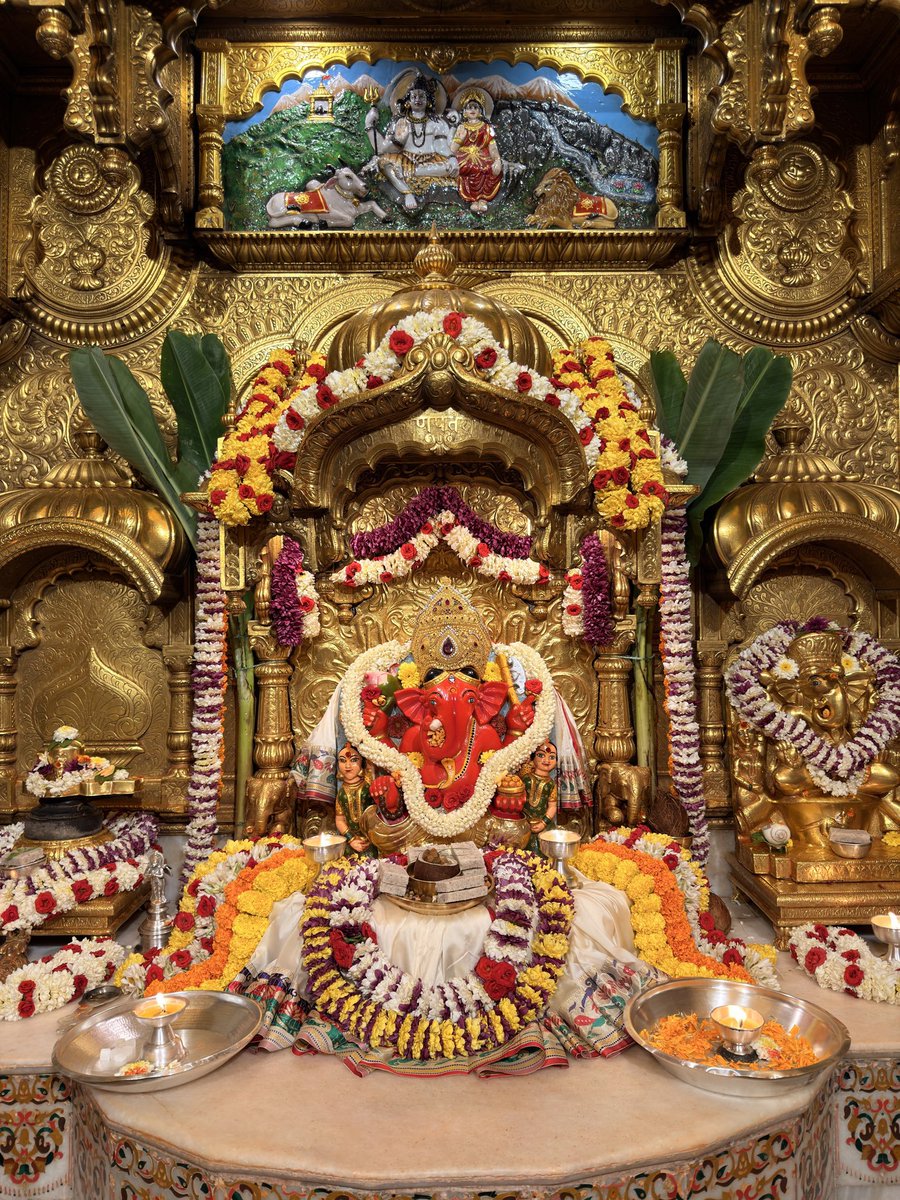 ArjunSharma9425's tweet photo. 🙏 गणपती  बाप्पा मोरया 🌺मंगलमूर्ती मोरया 🙏
09,08,2026 
@SVTMumbai @BJP4Mumbai @aajtak https://t.co/TTx6IayMr5