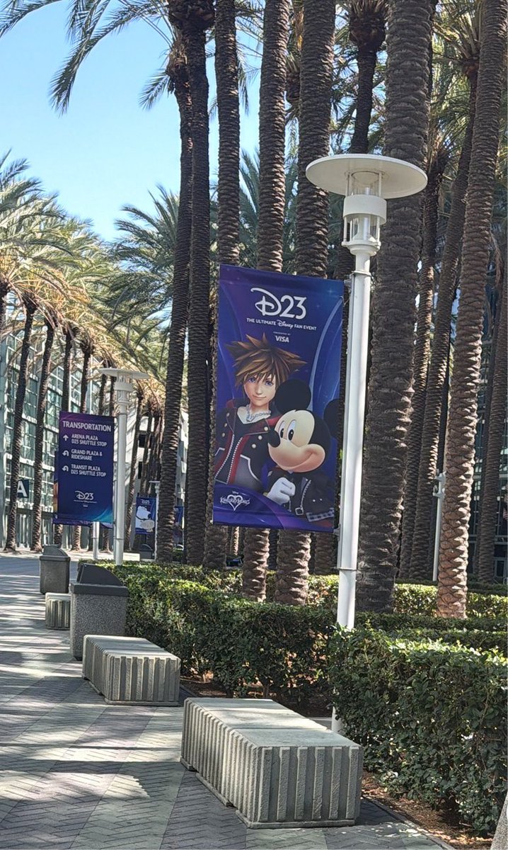 aitaikimochi's tweet photo. Kingdom Hearts Sora and Mickey appearing on D23 banners at the Anaheim Convention Center yasssss!!! https://t.co/lYcUeDEOwo
