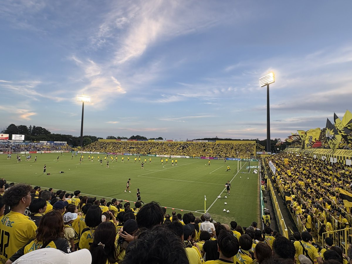 0530_reysol's tweet photo. 2026/2027開幕！！
個人的MVPは藤次郎、ひなたでした🙂‍↕️
酷暑の中、誰もサボってなくてやっぱりサッカー選手ってかっこいいなと再確認🥺
宴がたくさんできる良いシーズンになりますように🍻⚽️ https://t.co/i2wFSMJEYc