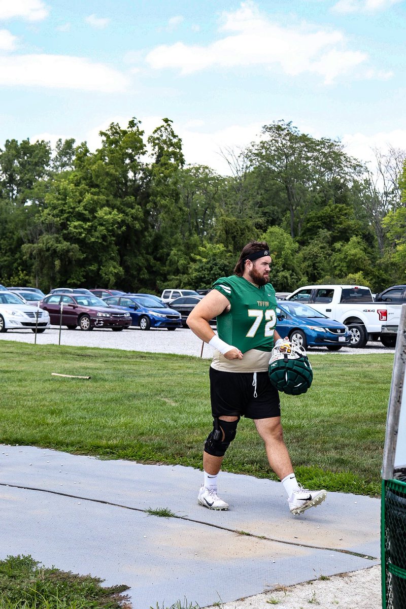 TUDragonFB's tweet photo. Stacking. Days.⚡️
#StayDangerous

@TUDragonFB
@Coach_ZBlair 
@gotiffindragons 
@TiffinU https://t.co/Mb3LWoICx4