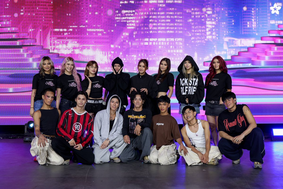 BINI_ph's tweet photo. 𝄃𝄃𝄂𝄀𝄁𝄃𝄂𝄂𝄃Destination locked: Las Vegas 📡📍

Are you ready to receive the winning signal? Tune in later at PH Live at Planet Hollywood! 💫😉

📸 Ryan Ceraspe
#BINI #BINI_SIGNALS_WORLDTOUR_2026 #BINI_SIGNALS_LASVEGAS https://t.co/U8qu8gcock