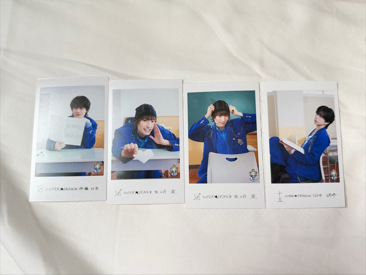 mi_alololo's tweet photo. EBiDAN THE LIVE 2026 エビライ ミニフォト 隣の席セット 交換

【求】超特急
（アロハ、カイ前、シューヤ右以外）

【譲】画像　
佐野　山中
YUMA SHOW FUMIYA
伊藤　中田　柴崎
杢代　桜木　長野
近藤　

郵送orエビライ13日手渡し
お気軽にお声掛けください🙇‍♀️ https://t.co/TOWzk2hHJP