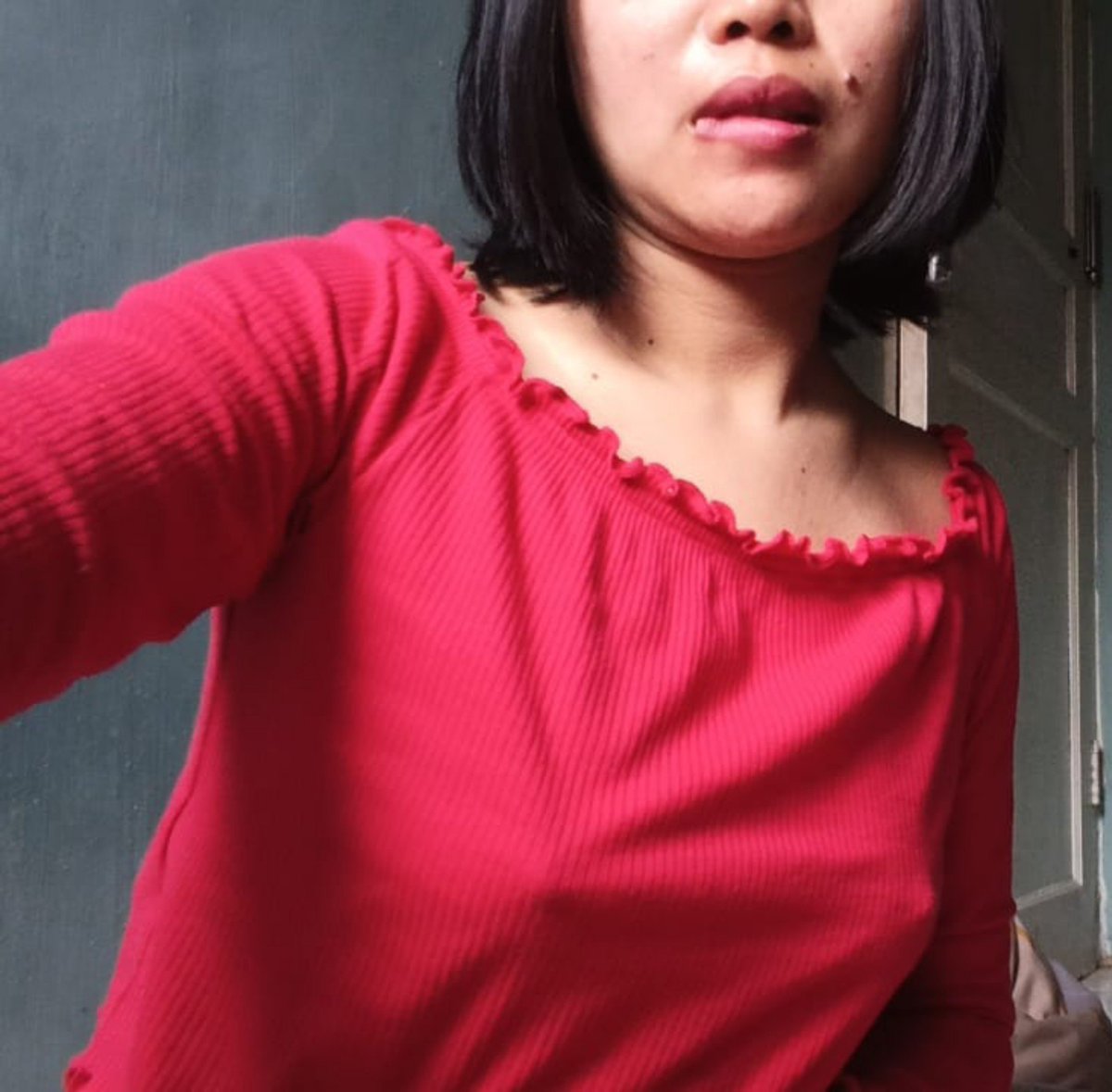 Gynaeca's tweet photo. Yg merah lebih menggoda https://t.co/b3Q5UAihOo