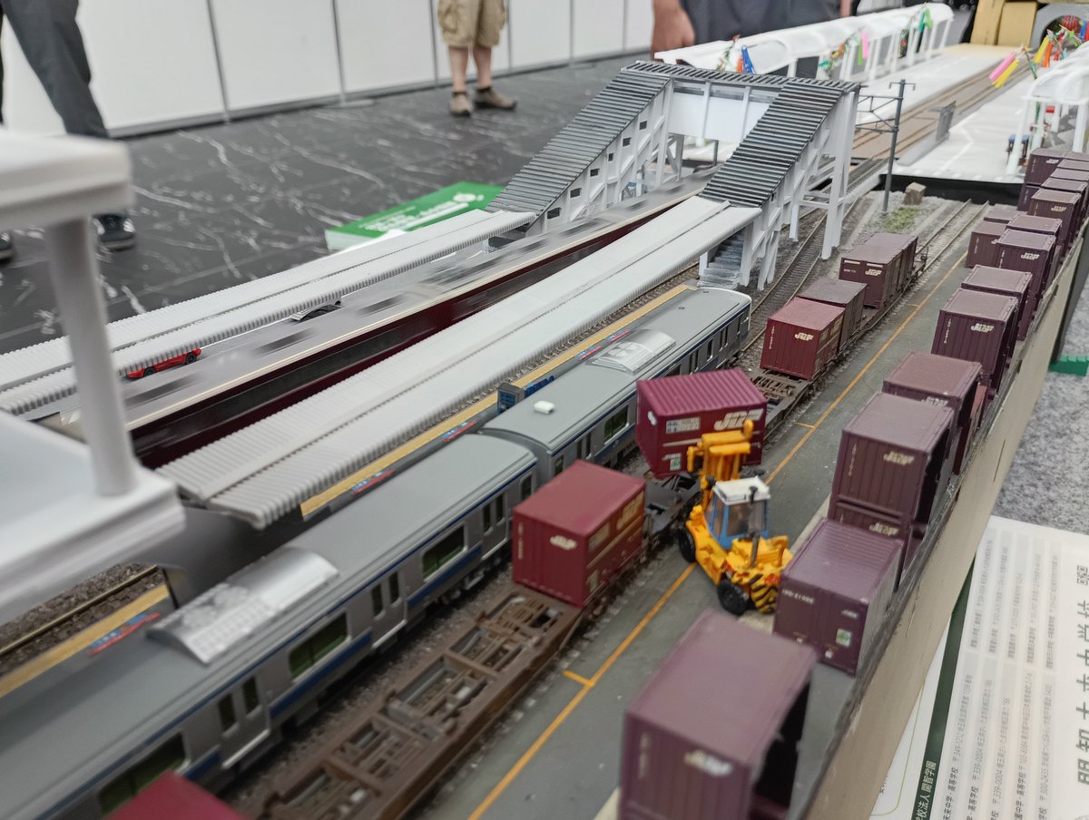 KM_RailwayClub's tweet photo. 本日最終日です！
残り僅かだった部誌を追加で100部発注しました！
皆さんのご来場をお待ちしております！

#鉄道模型コンテスト2026 https://t.co/hAwDjcPUdb