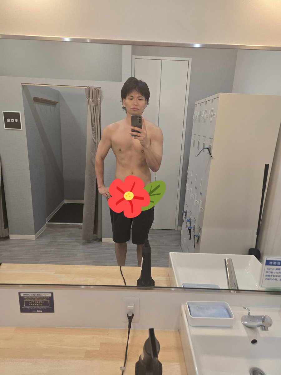 kitajimaaaaaaaa's tweet photo. 8/9
最近HYROXなる競技が流行の兆しを見せているらしい。
体を動かすことが健康寿命を伸ばすうえで有益なのは間違いない。
Red Bullがスポンサードしてることもあってか、プロモーションにかなり力を入れている印象。
「カッコいい自分になりたい」という欲求に刺さりそうで、今後の動向に注目したい。 https://t.co/zFmCjTKpM0