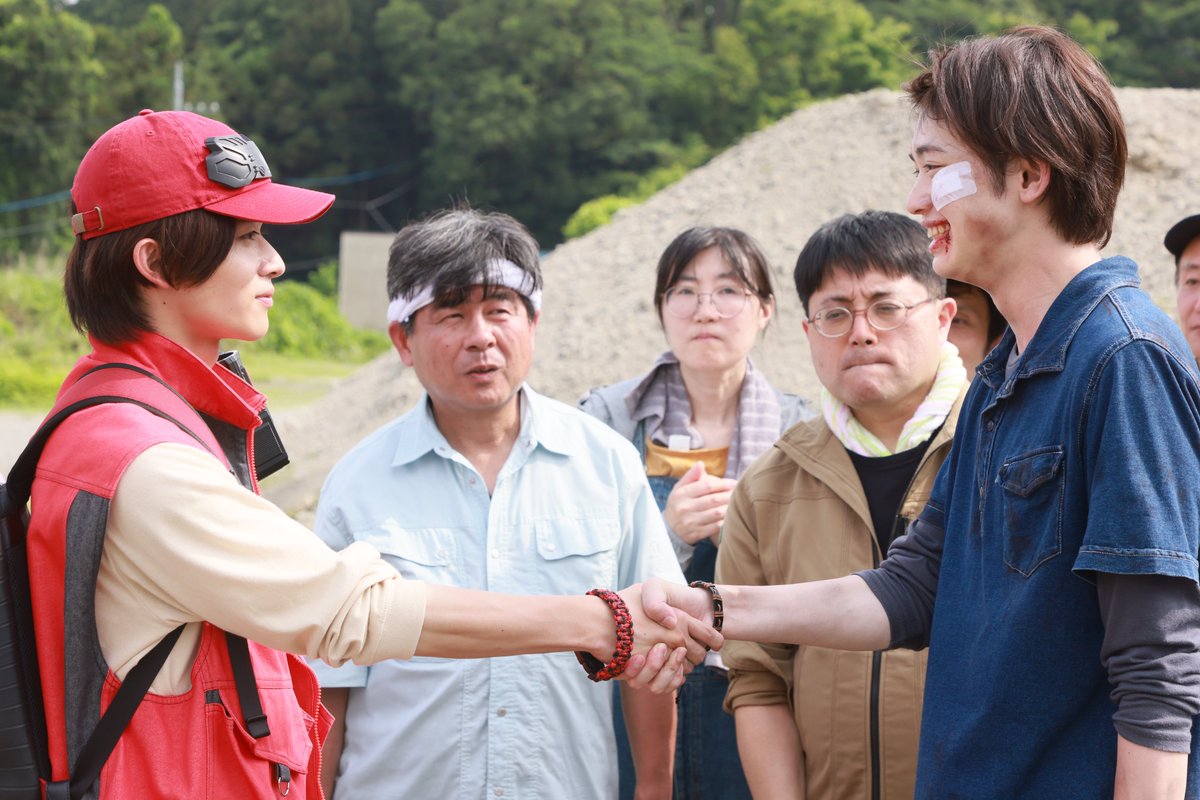 ProjectRED_Toei's tweet photo. 来週8月16日㈰
『#角醒ハンターオメガホーン』
第四話「解き放て！炎角VS斬角！」放送📢

シャウトとギリコが再びハンターバトル!!
今度は炎角と斬角の角獣対決🦈

キャプテンから勇気をもらったカンロもハンターへ🕯️
さらにレイジもついにハンターバトル!?⚡️

https://t.co/bqW9ALNShO

#オメガホーン https://t.co/XighgnKS2x