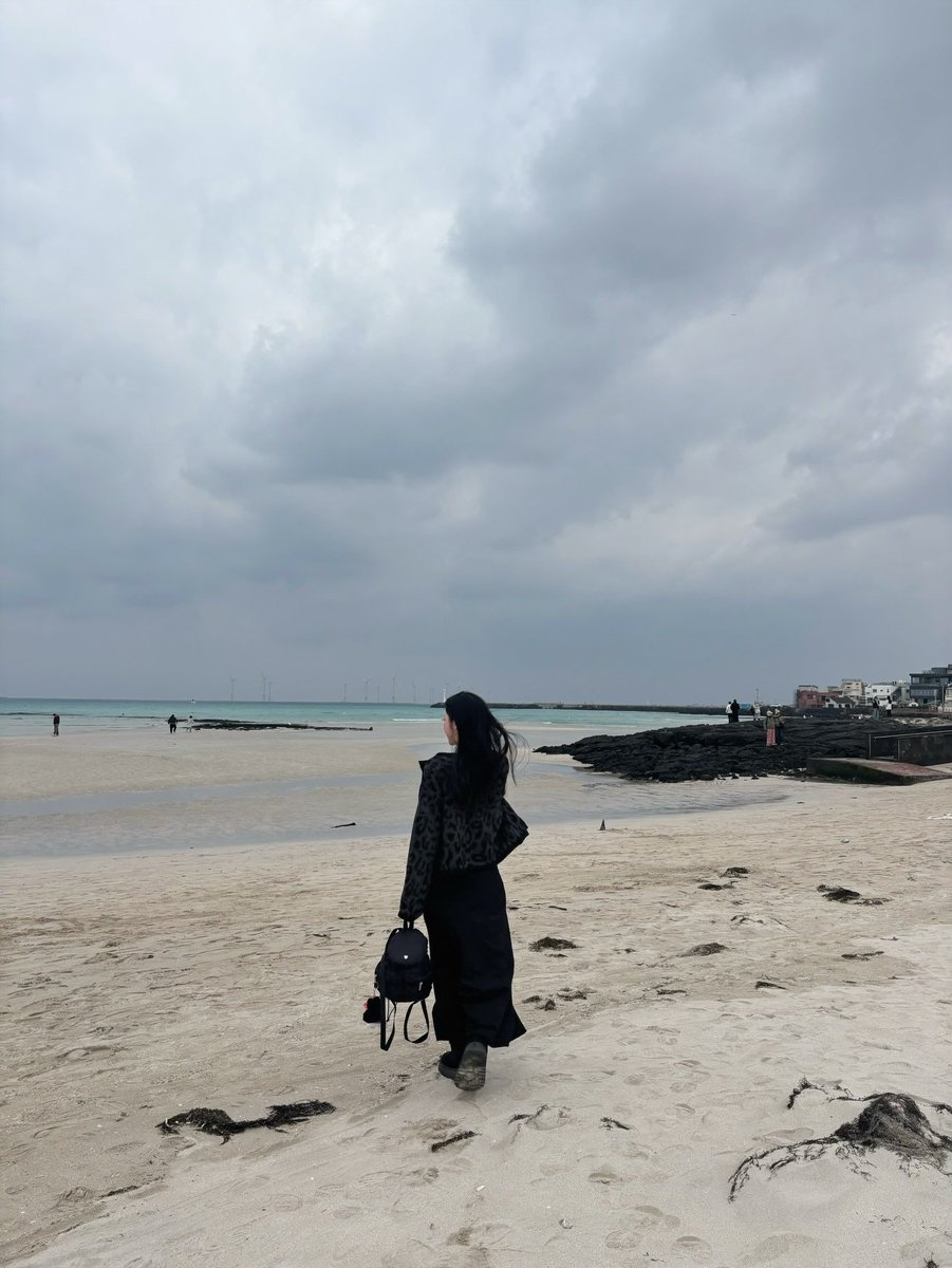 ionssssso's tweet photo. #일상 #심심해 #육덕 https://t.co/dHMWRM54pe