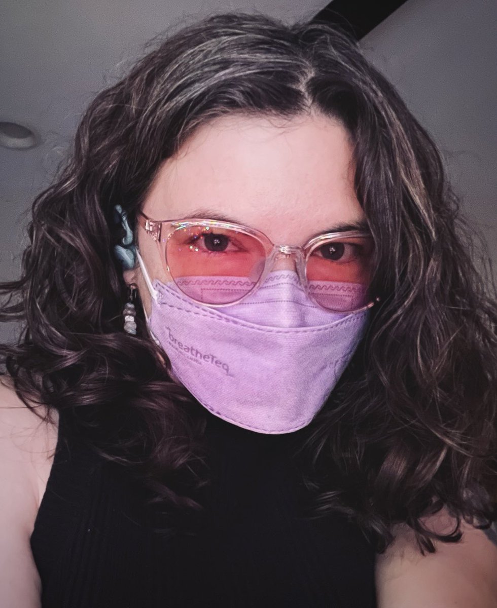 wonderartsy's tweet photo. These breathteq kn95s are great for cleaning tasks at home as well as for allergies and avoiding viruses in the air! #MaskUp https://t.co/3tUAOGJlYt