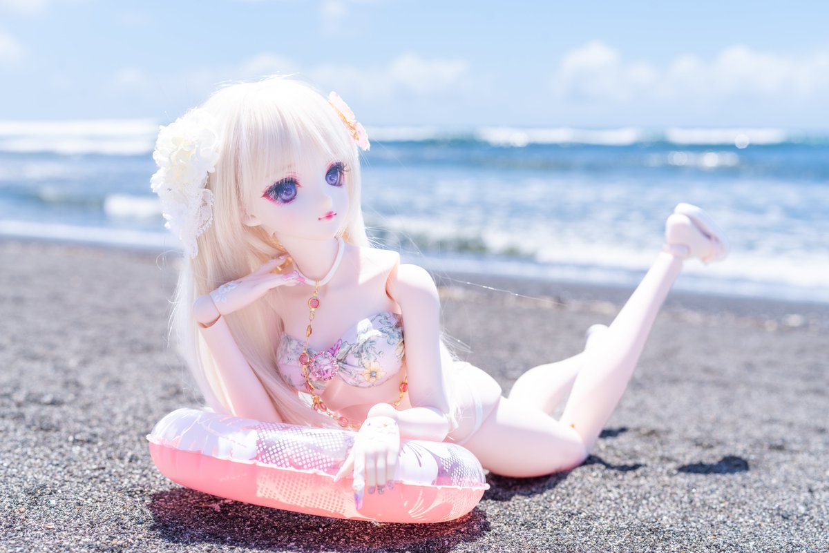 tsukuyo_maisaku's tweet photo. 「海だ〜🎵🌊✨」 https://t.co/dFJFvKs5sn