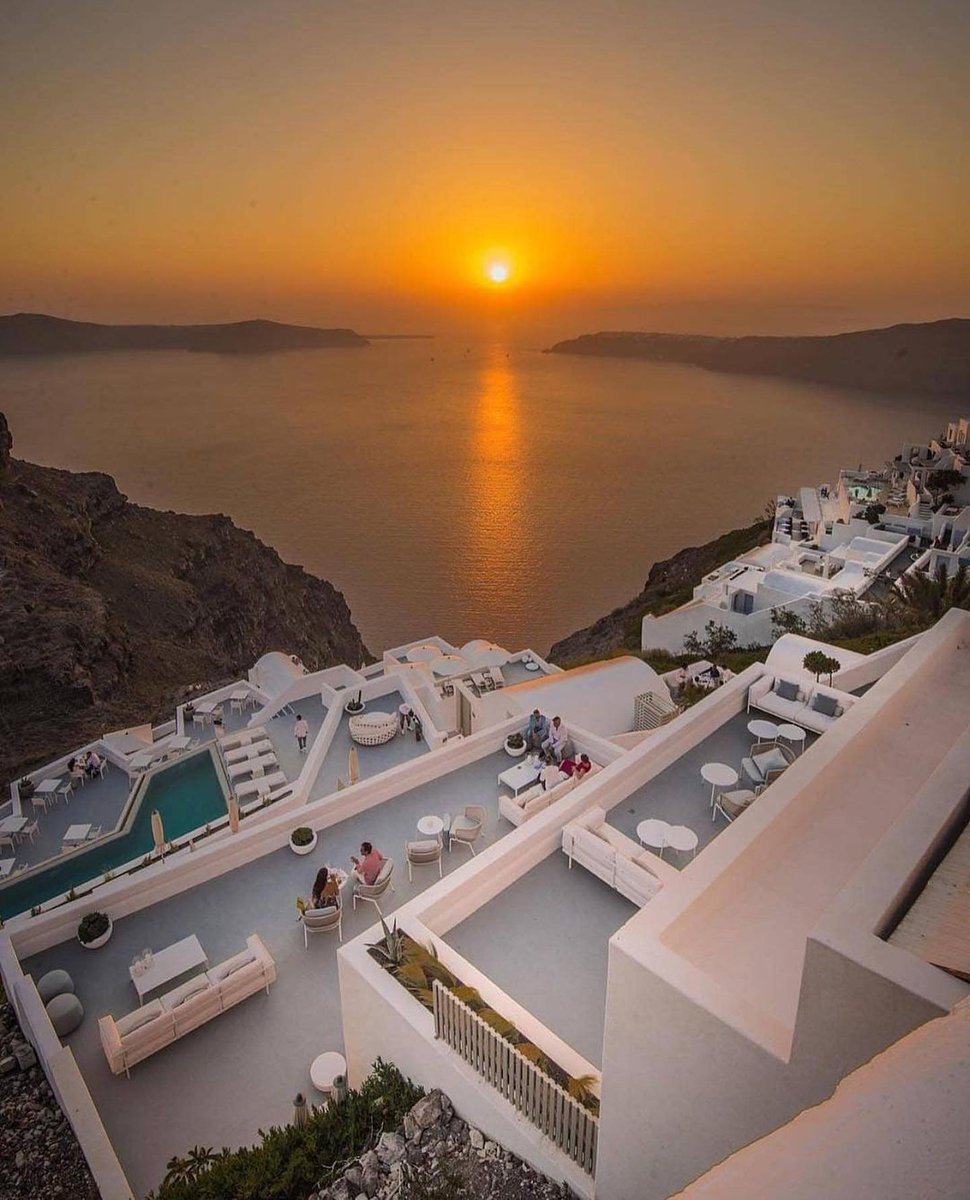 Business660608's tweet photo. Greece https://t.co/qLfcqZ8Egx