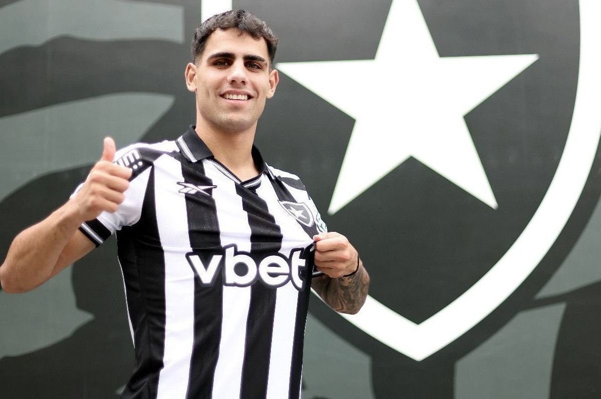 EspacoGlorioso's tweet photo. HORRÍVEL
BAGRE
TENEBROSO

FORA DO BOTAFOGO!!!! https://t.co/P7QzIE0xDd
