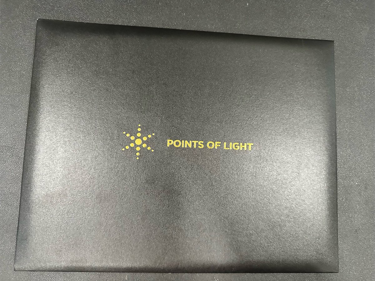 VolunteerVibe's tweet photo. August 8th, Receiving the Daily Point of Light Award and the accompanying recognition letter is an incredible honor. I’m grateful that my work through 4C STEM Club to inspire young learners through STEM and community service has been recognized. https://t.co/eDapy33t7o