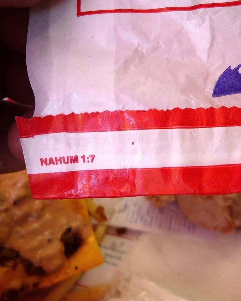 Complex's tweet photo. In-N-Out owner Lynsi Snyder says the chain has no plans to remove the Bible verses printed on its packaging, despite ongoing backlash. 

Snyder says the verses have been part of the company for generations, reflect her family’s faith, and are deeply tied to In-N-Out’s history.

[📸: via/ GettyImages]