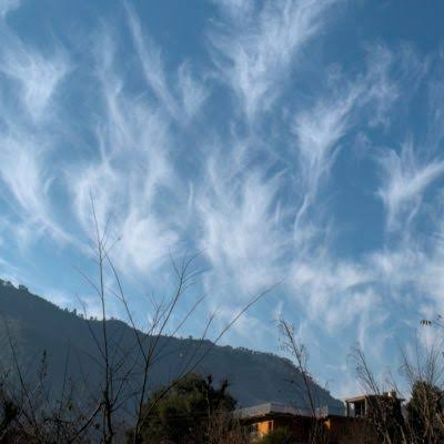 powerupone's tweet photo. JUST STEP OUTSIDE
LOOK UP
AND......?
UMMM...think eh https://t.co/QvEovBtaGY