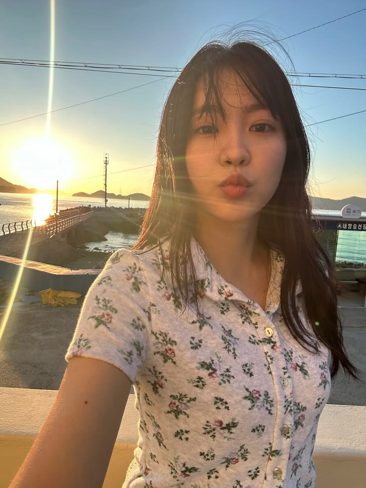 YERIKIMpul's tweet photo. morning peeps! spill kegiatan kalian hari ini, yang tidur doang gapapa balik ke kasur aja https://t.co/YYcF3RYpFI