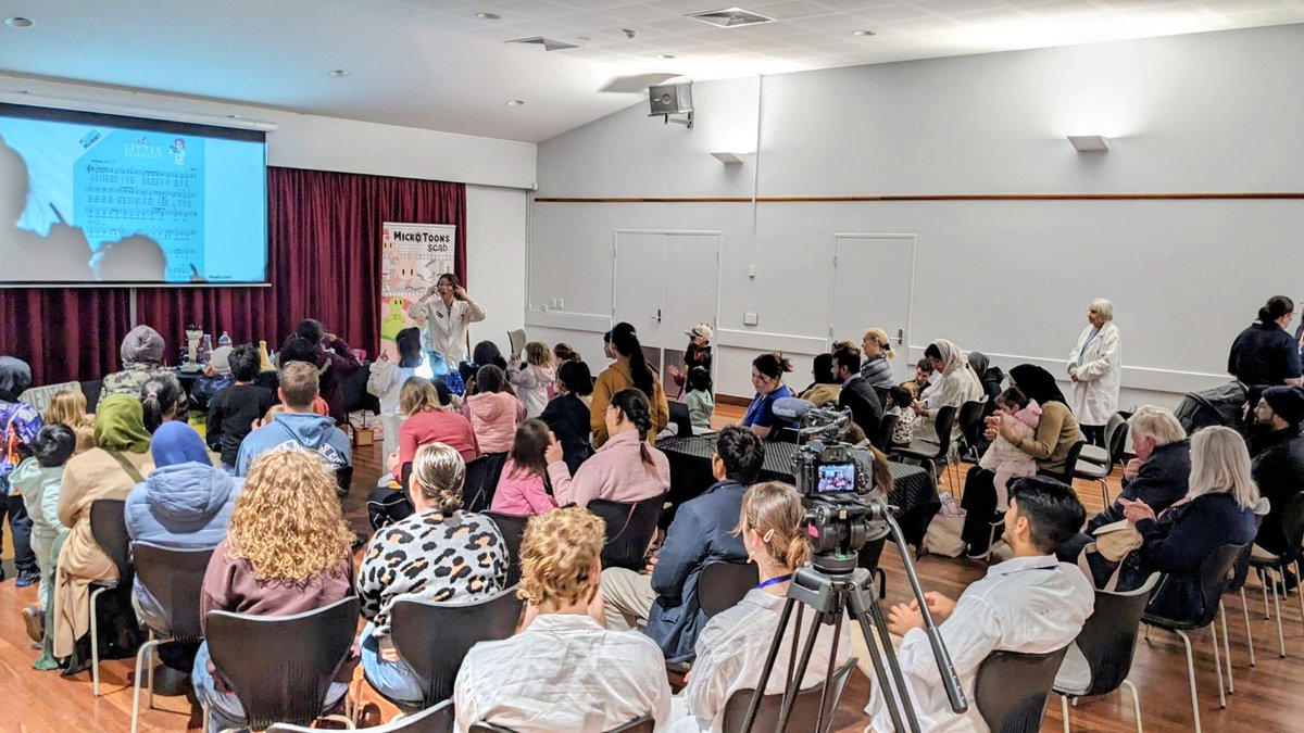 scientist_mum's tweet photo. STEMtacular! Thanks to the City of Gosnells for hosting this fun filled national science week event! Had a blast delivering an interactive #show! 
#scienceweek #stem #kidscience #DrRina #rinafu #rinawong  #femalescientist @inspiringaus @inspiringwa https://t.co/OqL5oQ89Qi
