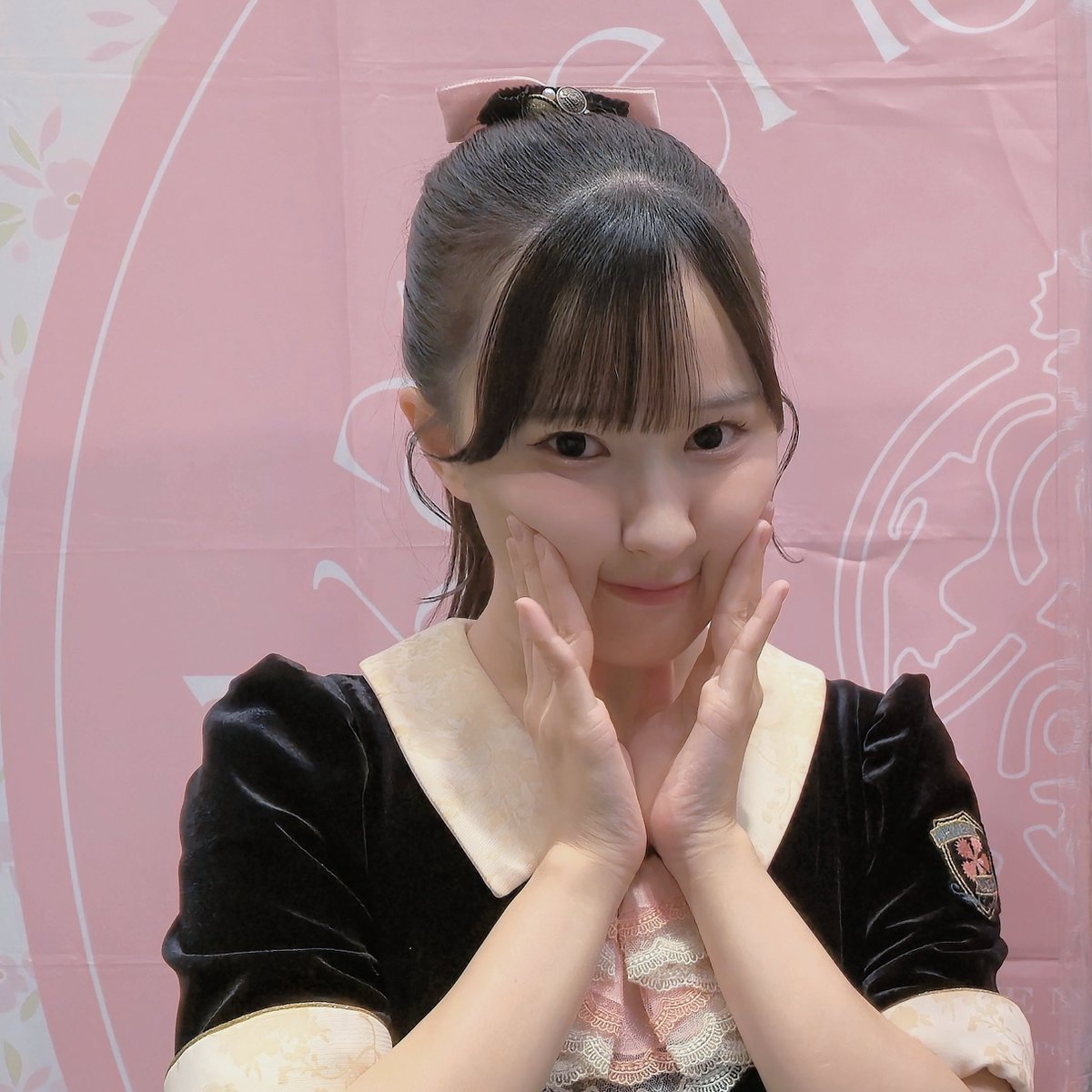 yamayankee's tweet photo. 赤ちゃん ノーマルカメラ ほっぺ https://t.co/mXwP6U6XEV