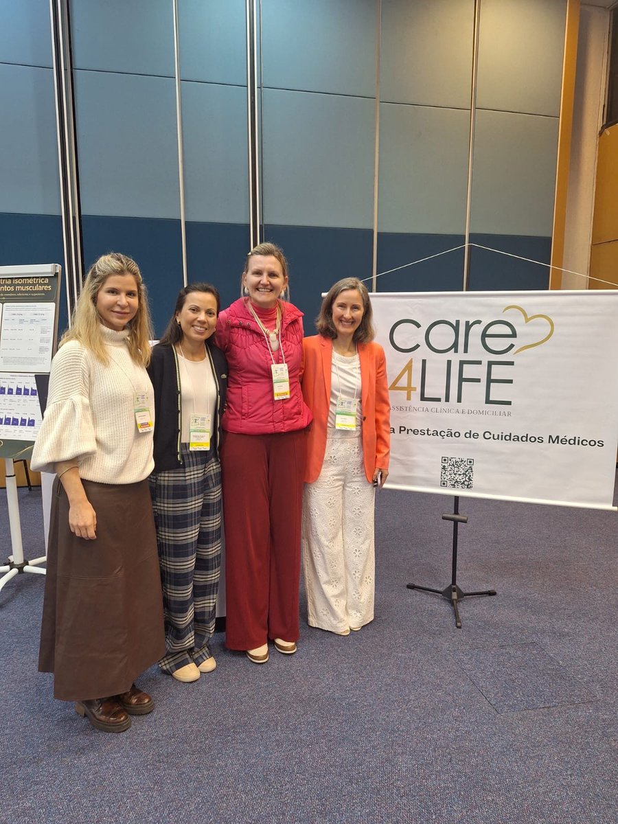 projetoestimulo's tweet photo. O Projeto Estímulo marcou presença no 14º Congresso Sul-Brasileiro de Geriatria e Gerontologia! 💙✨

Dias de muito aprendizado, conexões e trocas enriquecedoras. Seguimos evoluindo e fortalecendo nossas ações! 🚀 https://t.co/YGjssJVZ1p