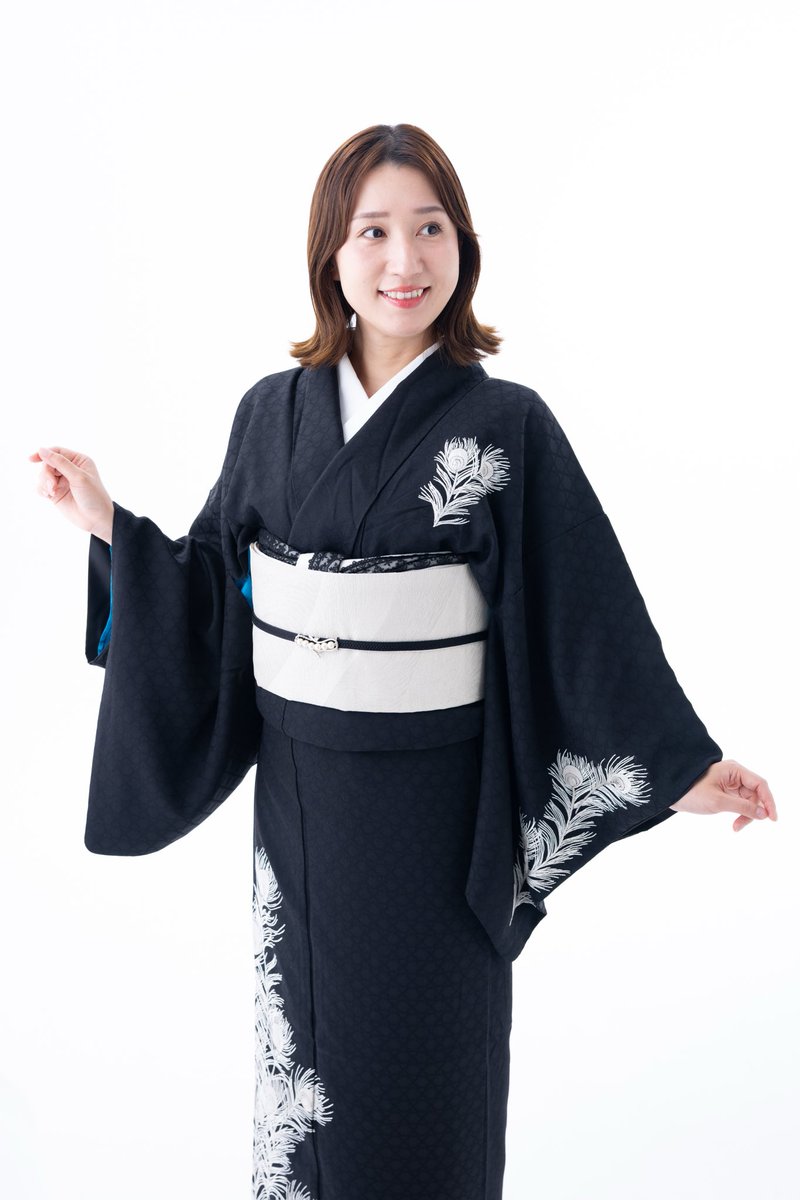 haachandayoo's tweet photo. お着物撮っていただいた日👘

📷: ＠amadesignworks https://t.co/MIZjHN8Wwp
