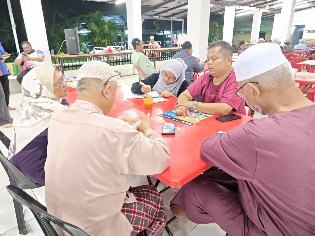 JapenSena's tweet photo. Mesyuarat Berkala Komuniti MADANI Jalan Tun Razak-Jalan Stadium Bil 2/2026

Tarikh: 6.8.2026
Masa: 9.00 malam https://t.co/hejUppUp5N