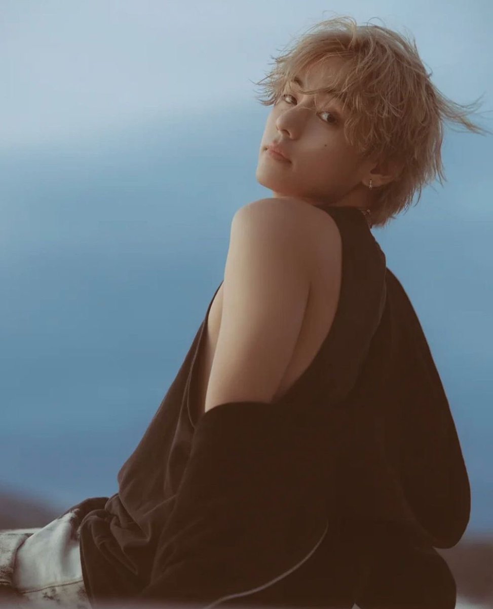 fresikiwi's tweet photo. ʚɞ freak ! kooktae au

jungkook es virgen de pies a cabeza y su mejor amigo se burla de él por eso, aunque taehyung sea el mismo que le proponga enseñarle todo lo que sabe sobre sexo. 

#kooktaeau #kookv #kooktae https://t.co/Z1EBbKNR12