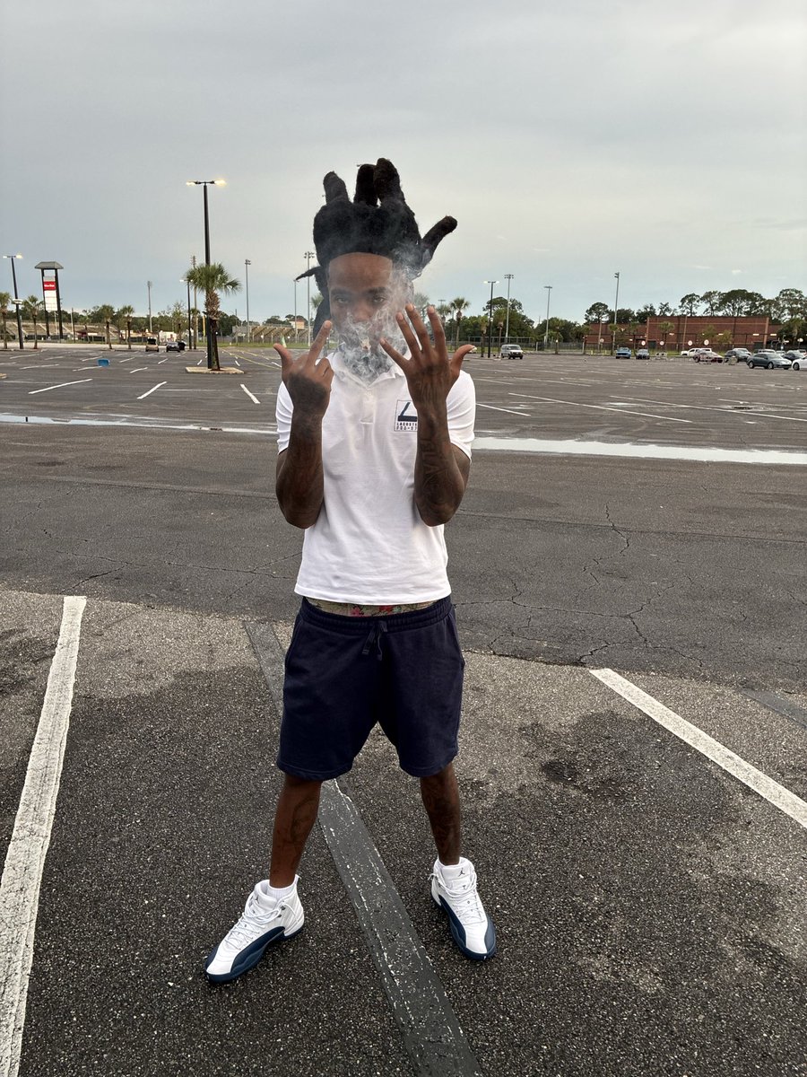 HulioDaDon's tweet photo. Mr5️⃣✌🏾🫵🏾
#Jacksonville #Duval https://t.co/s3IaJU1n1K