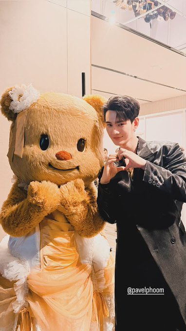 peowmimi's tweet photo. Super warm! Love is about to overflow the screen!💕

#pavelphoom #Butterbear https://t.co/Y0SxsKDqsi