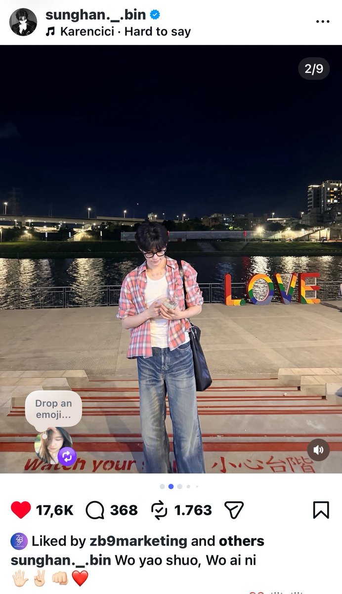 Flinsmain_here's tweet photo. The rainbow love, the caption in Chinese, the pink flannel shirt we know exactly who he posted this for😭 https://t.co/uw3wGdpL6E