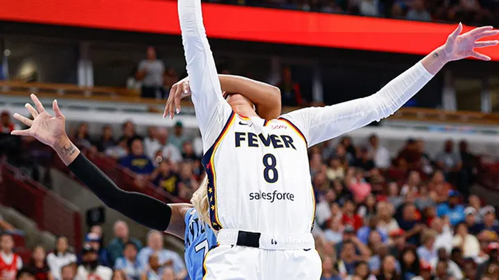 MGrayBham56's tweet photo. @kareemcopeland @IndianaFever This is privilege? https://t.co/DSUBxKv6uZ