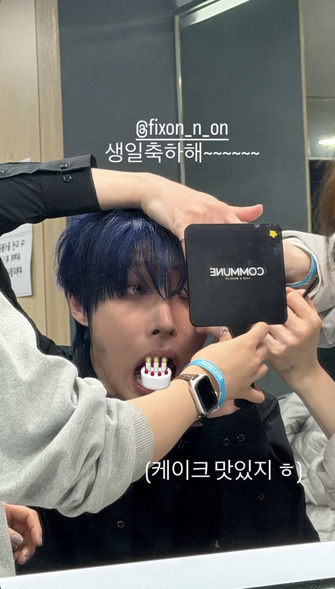 eighteez_jjong's tweet photo. 종호가 생일날 케이크 먹이는 형 :
- 우영이형
- 민기형 🆕 https://t.co/QRo1QXr65c