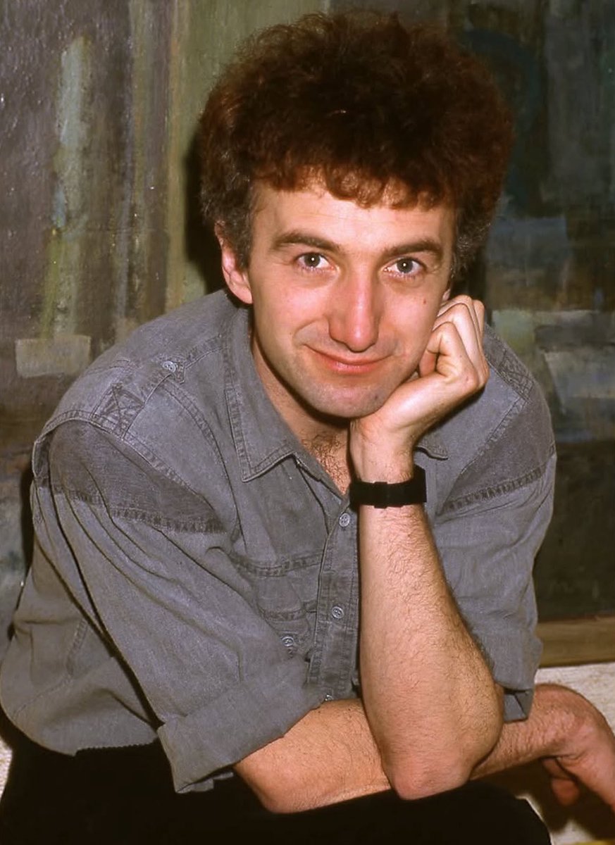 fredsladygodiva's tweet photo. Sunday Funday my friends! ❤️
#NewToMe 😍🫠
#JohnDeacon #Queen
via IG: lovelysweetjohn 🙏 https://t.co/BTCG30i9ns
