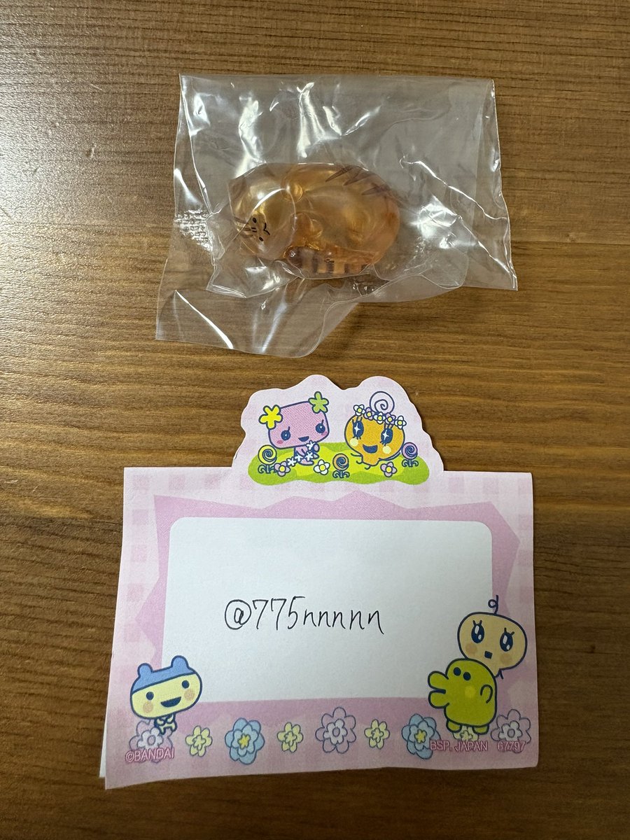 775nnnnn's tweet photo. 【交換】
溶けてる！猫ちゃあぁぁん　ガチャ

譲:仰向けで溶けてるにゃ

求:
香箱座り？溶けてるにゃ
箱に入って溶けてるにゃ
床でとろ〜んと溶けてるにゃ
→どれでもOK🙆‍♀️

郵送での交換希望となります📮
お気軽にお声掛けください🙇🏻‍♀️ https://t.co/9MQrnrgLFs
