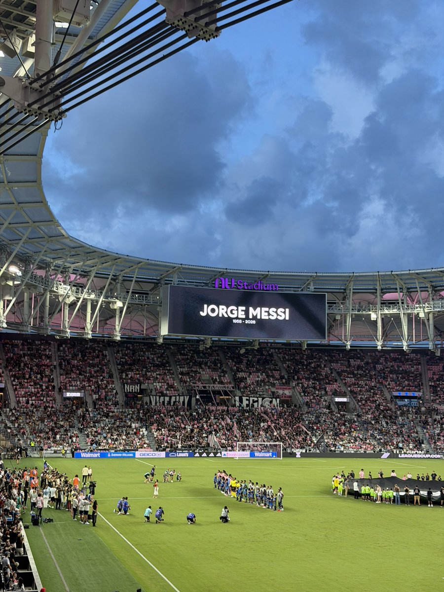 BobbyParis's tweet photo. Solid game. 🪷 to Jorge Messi, you raised an amazing man. MTY. Great game. https://t.co/kQ9QT3JA9d