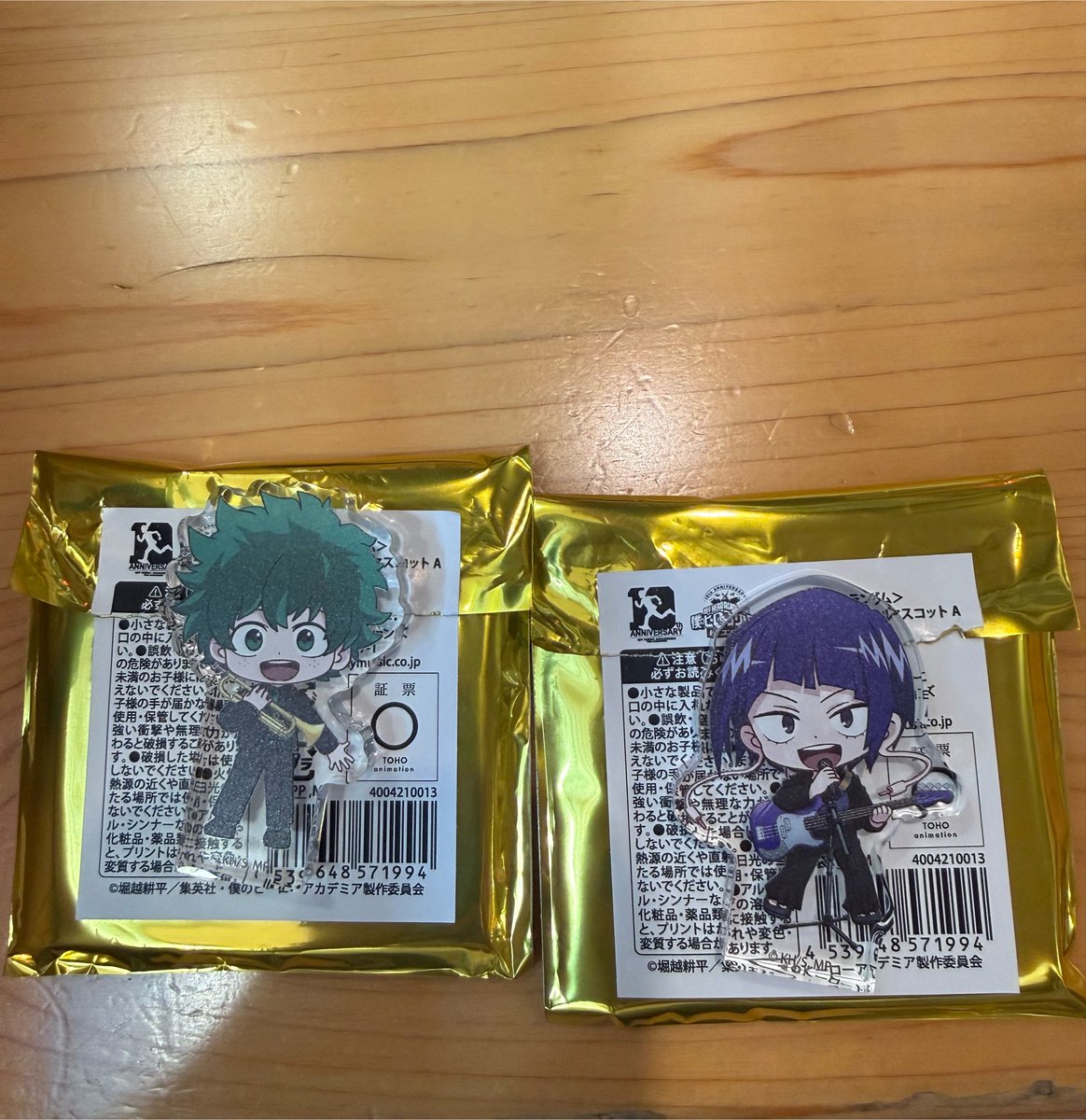 ran_919's tweet photo. 交換 ヒロアカコンサート 大阪 グッズ 

譲 画像のもの 

求 ミニキャラカード 瀬呂
     アクリルマスコット 轟 お茶子 瀬呂

本日現地交換または後日郵送

緑谷 爆豪は他からまとめての方優先
緑谷 爆豪以外は買取も可能 

ご気軽にお声かけください。 https://t.co/yeN1vCPuFA