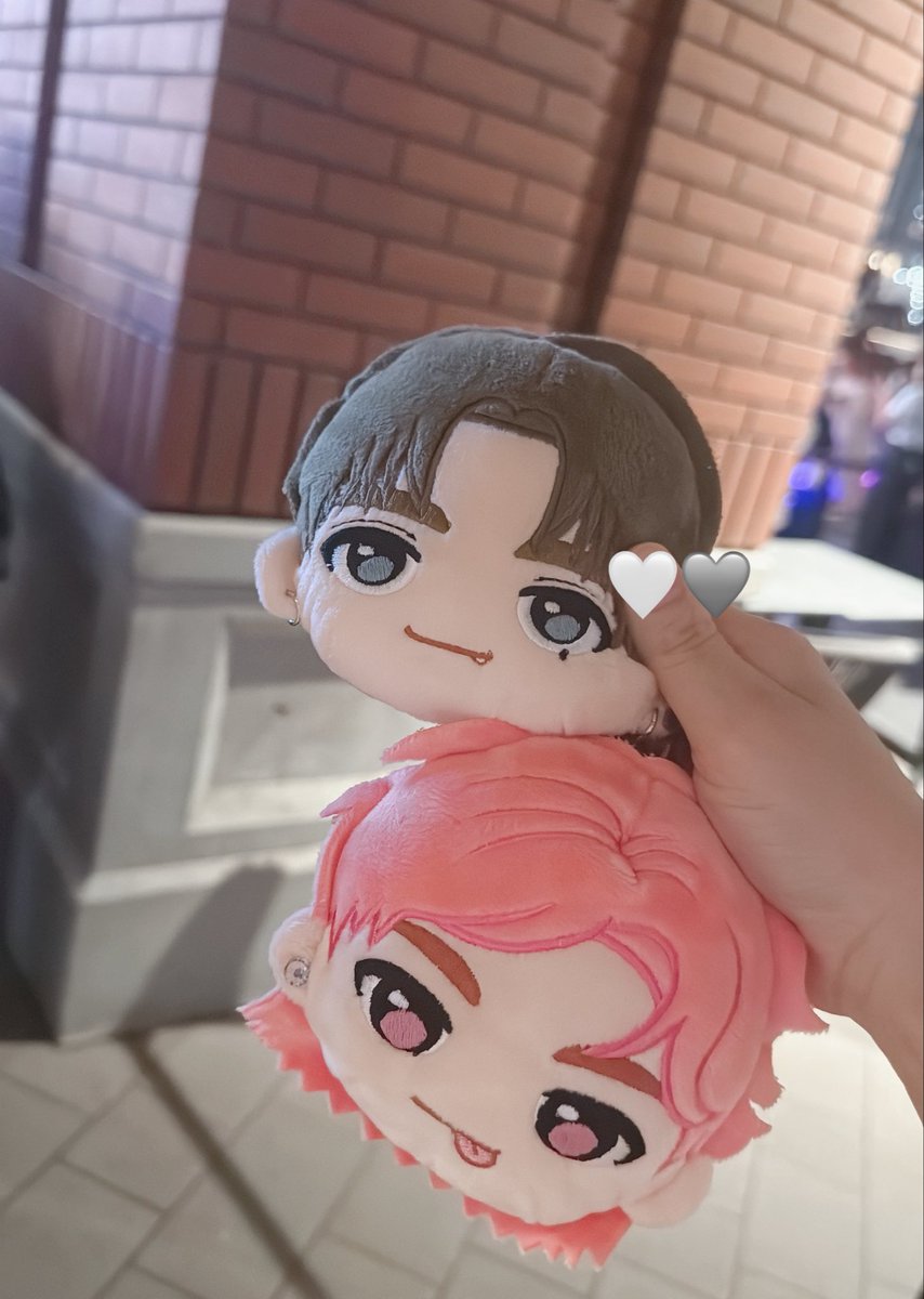 messy07_yade's tweet photo. 久々ライブ楽しかったー！！
やっぱり浄化されるね🥹
今日は配信楽しむ✨ https://t.co/KbdbtnhUdd