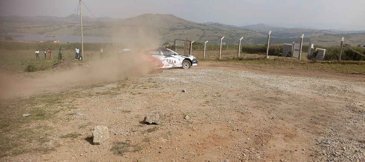 EihwaNewsUpdate's tweet photo. Nathan Mutebi wins Ntungamo AutocrossRally at Lake Nyabihoko!  
Sponsored by #NelsonTugume of Africa Coffee Park. Thousands turned up.Dinner hosted at #InspireAfricaCoffee.FMU VP #HajjiHamiduGombe thanked fans &amp;urged safe driving ahead of Pearl of Africa Rally.
@InspireAfrica_ https://t.co/zoupLSyVQo