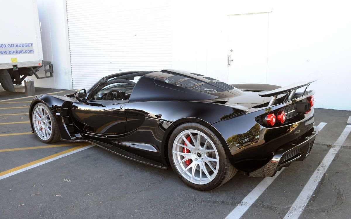 CarSighting's tweet photo. My fav Lotus https://t.co/otWVqqV8uD