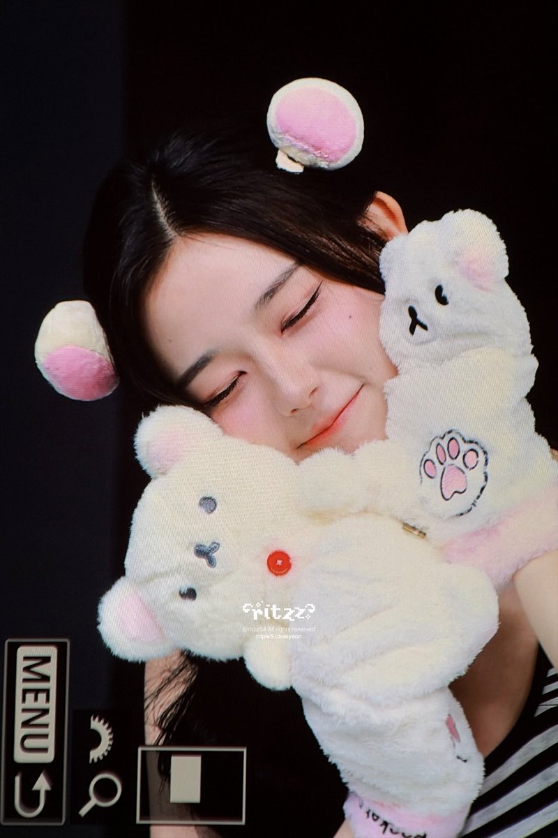ritzzS4's tweet photo. 260809 여자아이귀여움수준

#트리플에스 #tripleS #김채연 #ChaeYeon https://t.co/CQ2Lxc0eV3